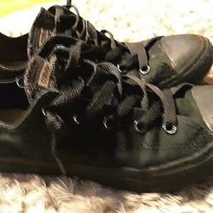 Converse All Star -(Size 3 Boys)